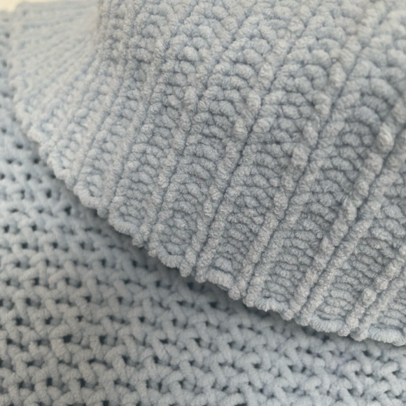 Baby blue chunky knit cropped turtleneck sweater🦋 - Picture 4 of 5